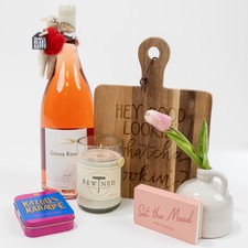Valentine Package Partnered with Its All in the Details