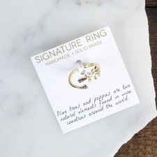 Signature Ring Olive and Poppy Image